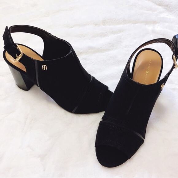 Tommy Hilfiger Black Block-Heel Dress Sandal - Picture 4 of 7